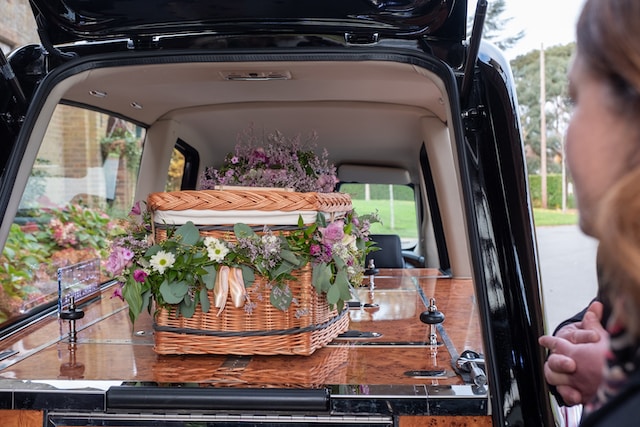 What are the Different Types of Cremation Services?